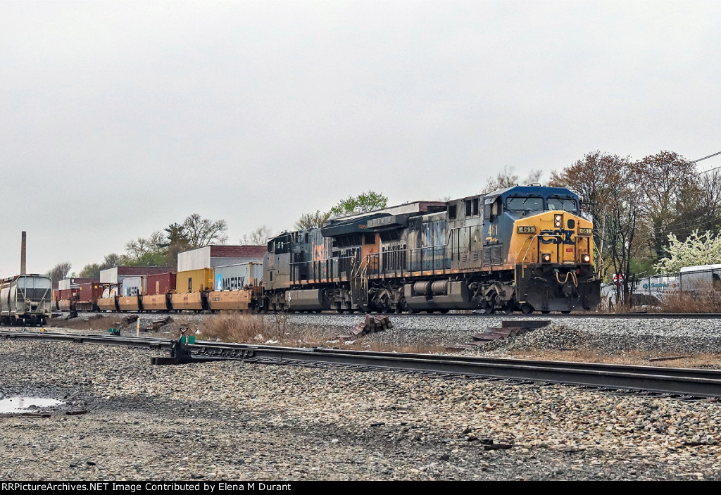 CSX 461 on I-010